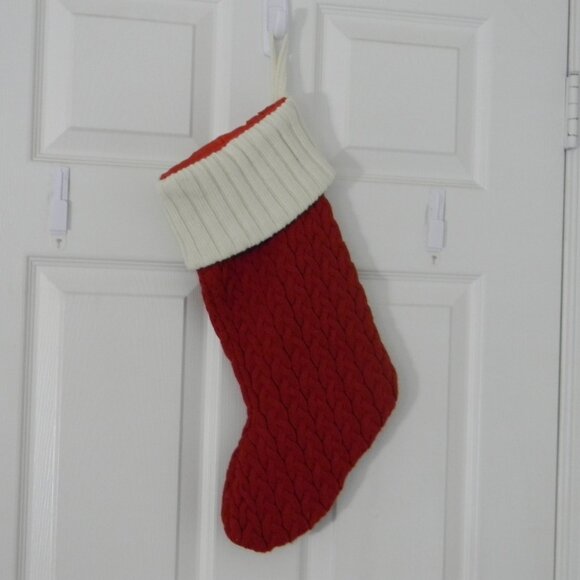 Christmas stocking red cable knit "D" monogram Kohl's 18" - Picture 2 of 4